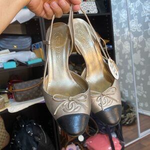 35c Chanel shoes 6/10 condition